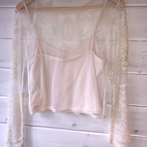 Zara cream lace crop top - Picture 2 of 3